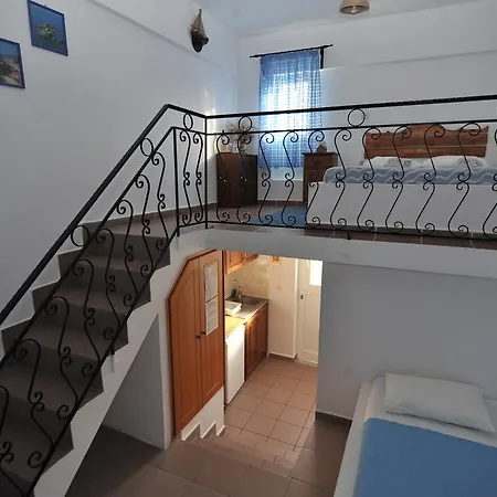 Nefeli Apartment *